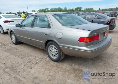2001 Toyota Camry Xle из США, поврежденный, VIN 4T1BG28K81U105946